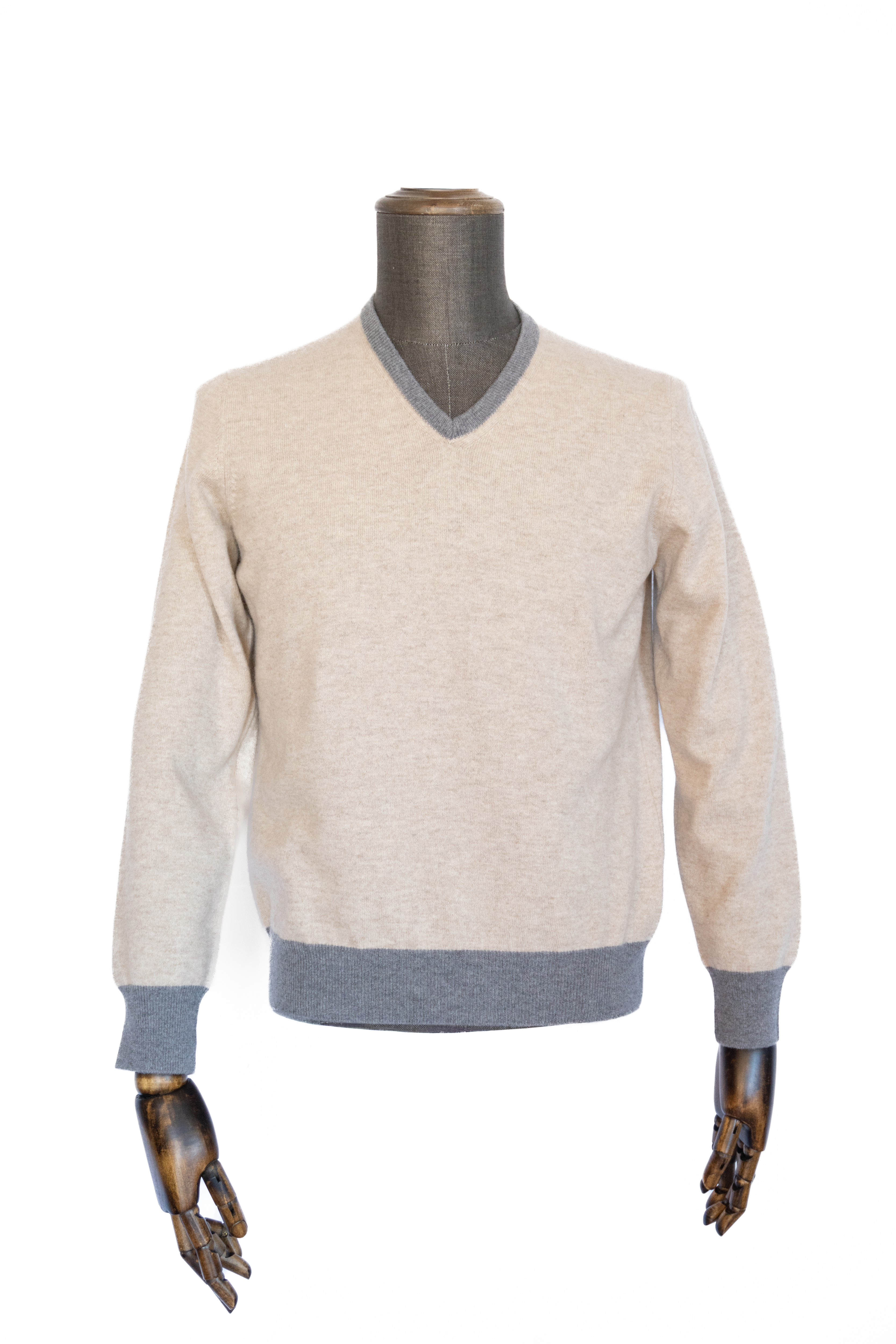 Maglione scollo a V 30% cashmere - 70% lambwool
