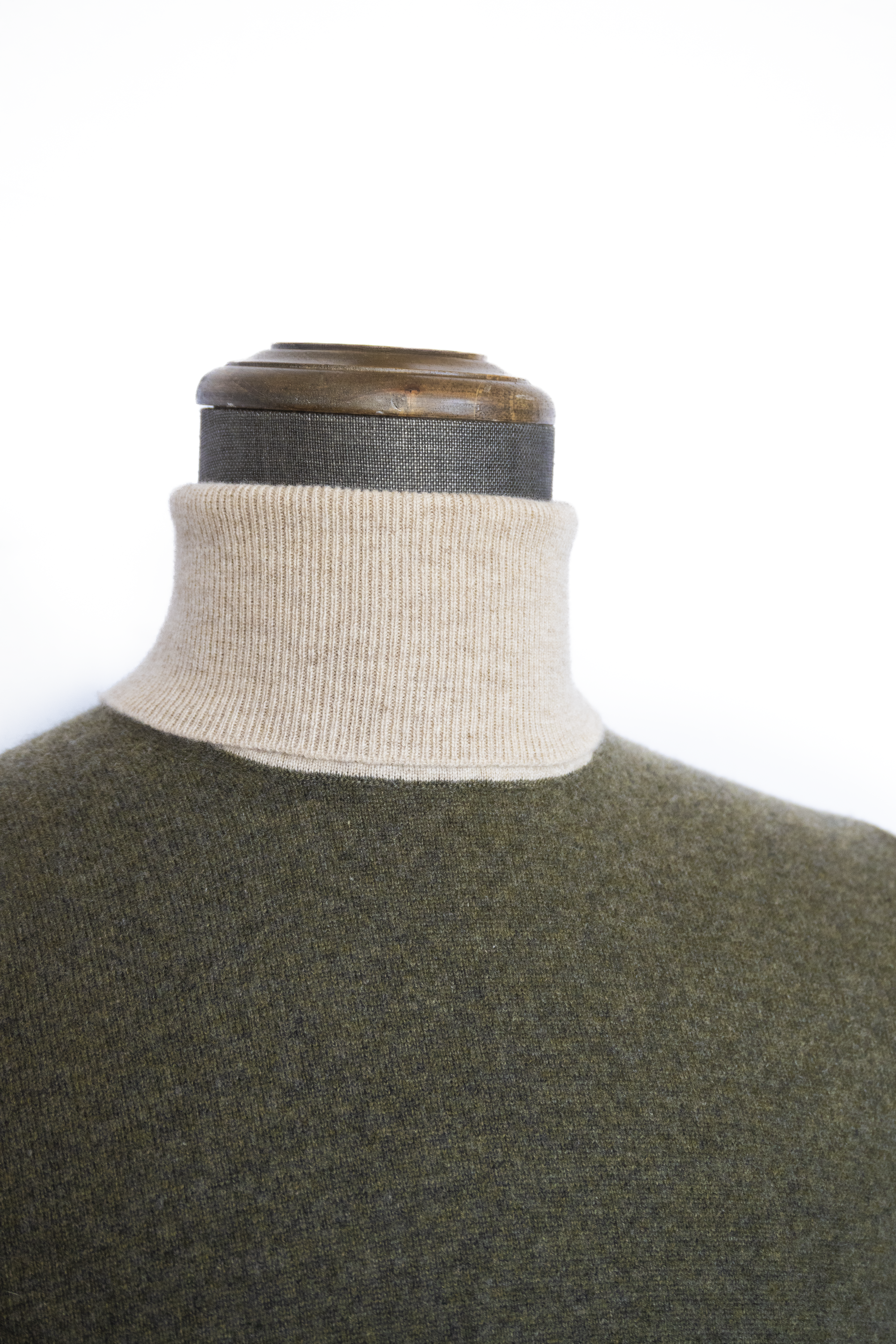 Maglione dolcevita 30% cashmere - 70% lambwool