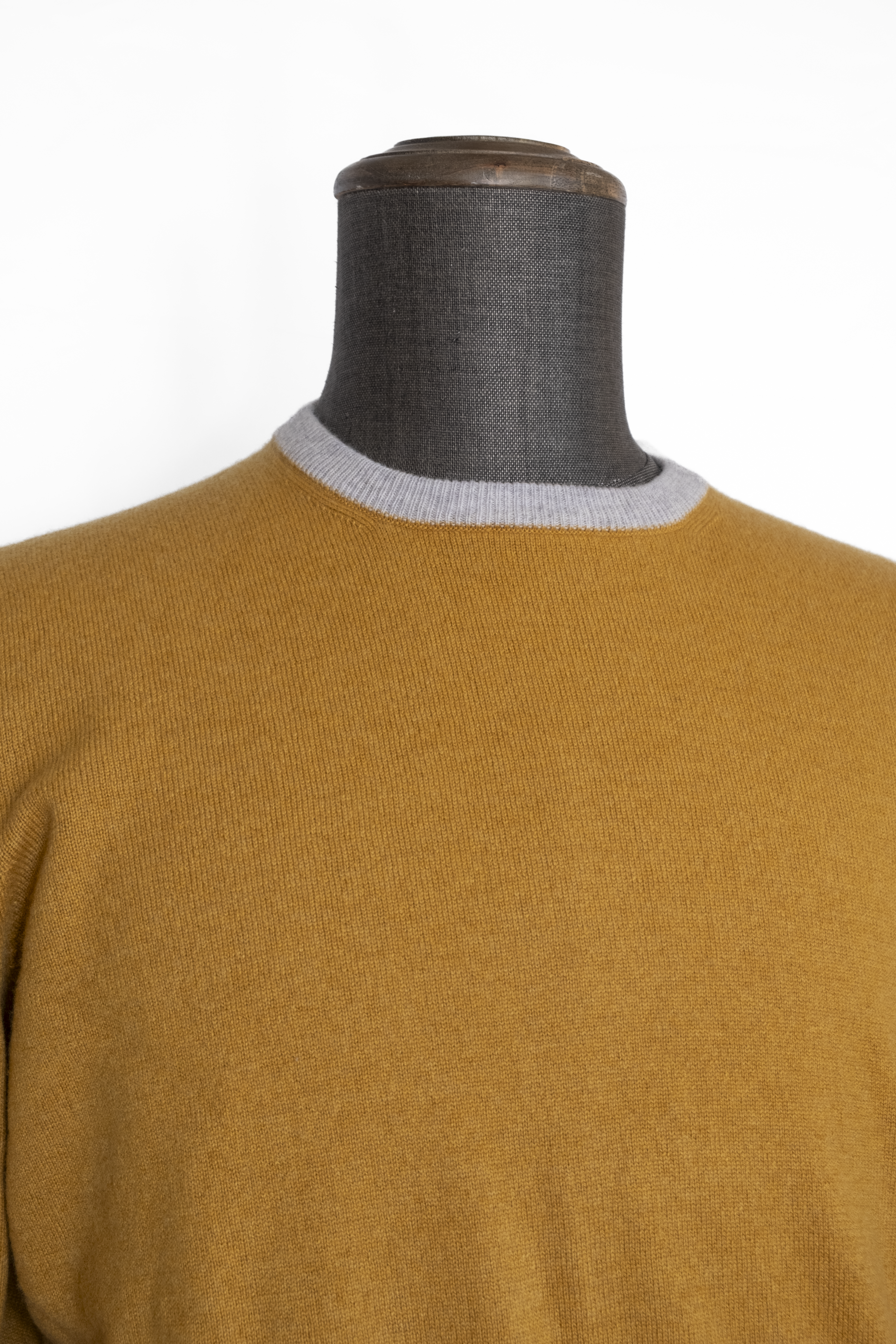 Maglione girocollo 100% cashmere