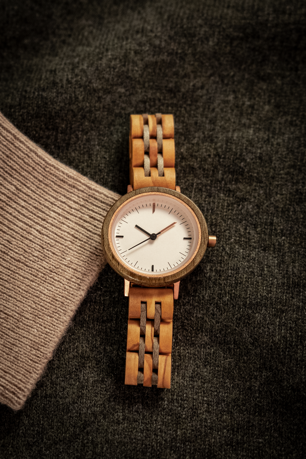 Orologio in Sandalo Verde e Ulivo