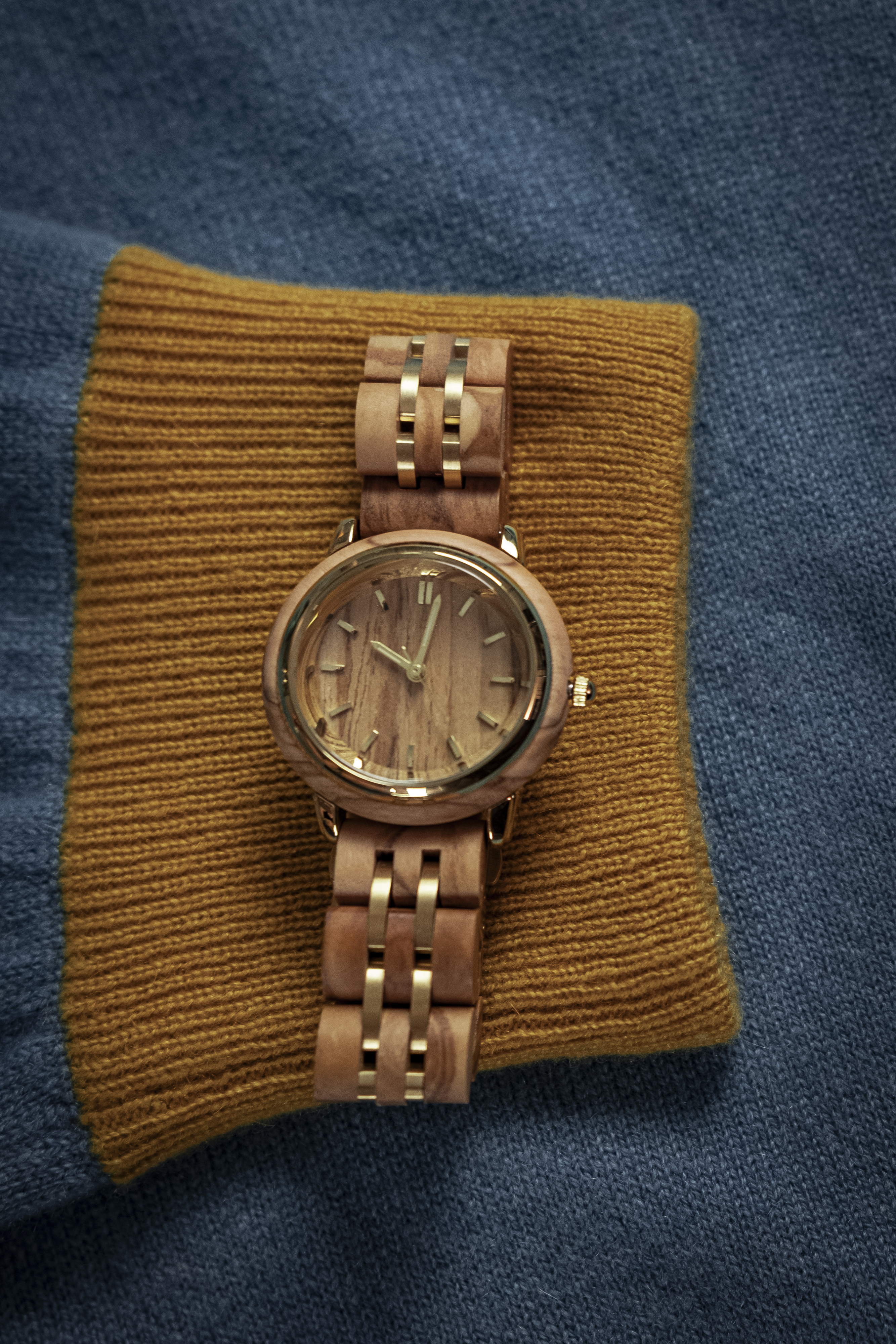 Orologio in Ulivo